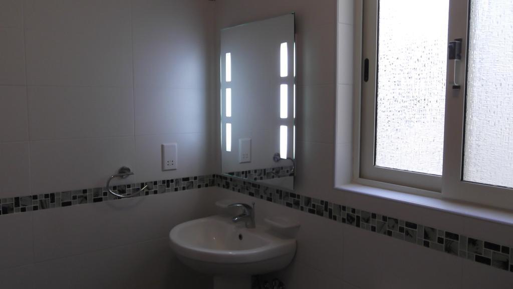Hideaway Flats Apartment Xlendi Room photo